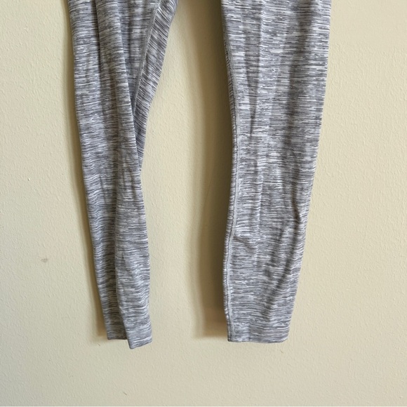 Lululemon Wunder Under Hi-Rise 7/8 Tight *25"
Wee Are From Space Ice Grey - Picture 8 of 10